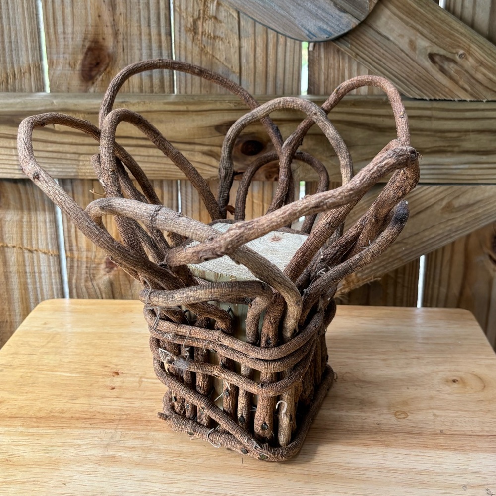 Vintage Handmade Wisteria Vine Rustic Decor Piece 10 1/2”H - Picture 5 of 9